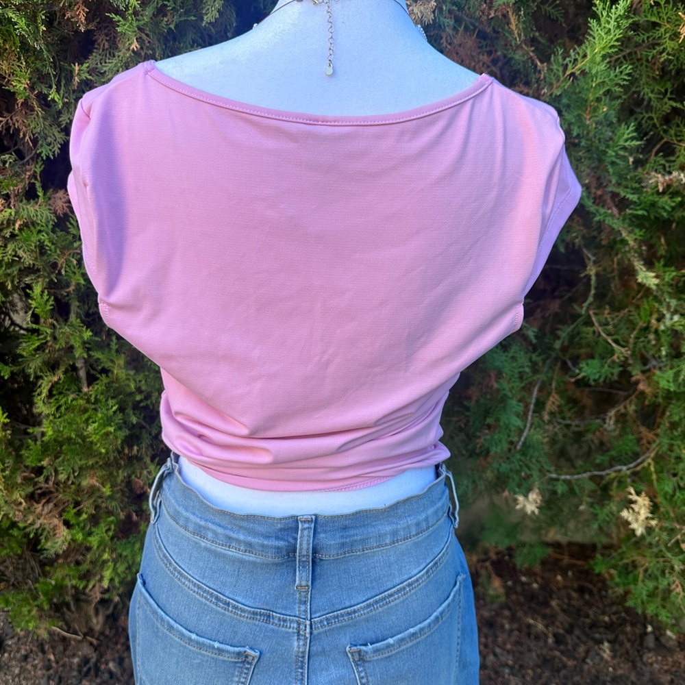 NWT SHEIN Light Pink V-Neck Blouse Size M - Picture 3 of 4